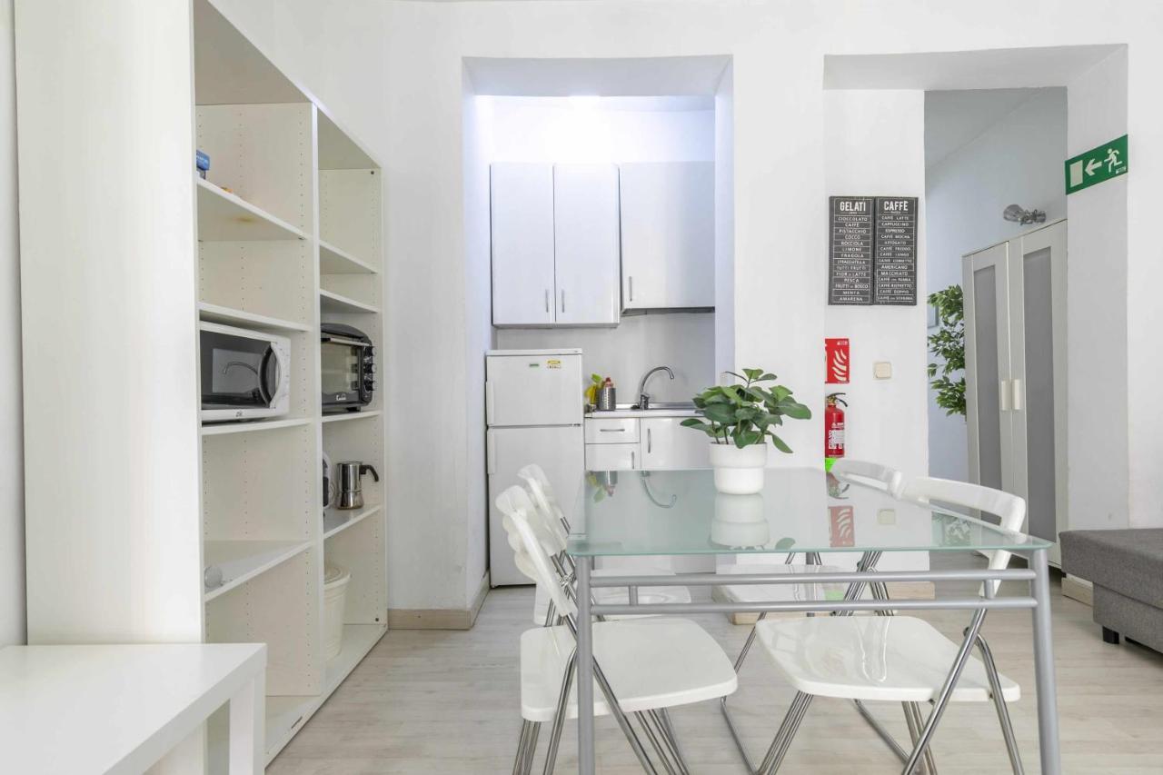 Acogedor Y Centrico Estudio Apartment Madrid Ngoại thất bức ảnh
